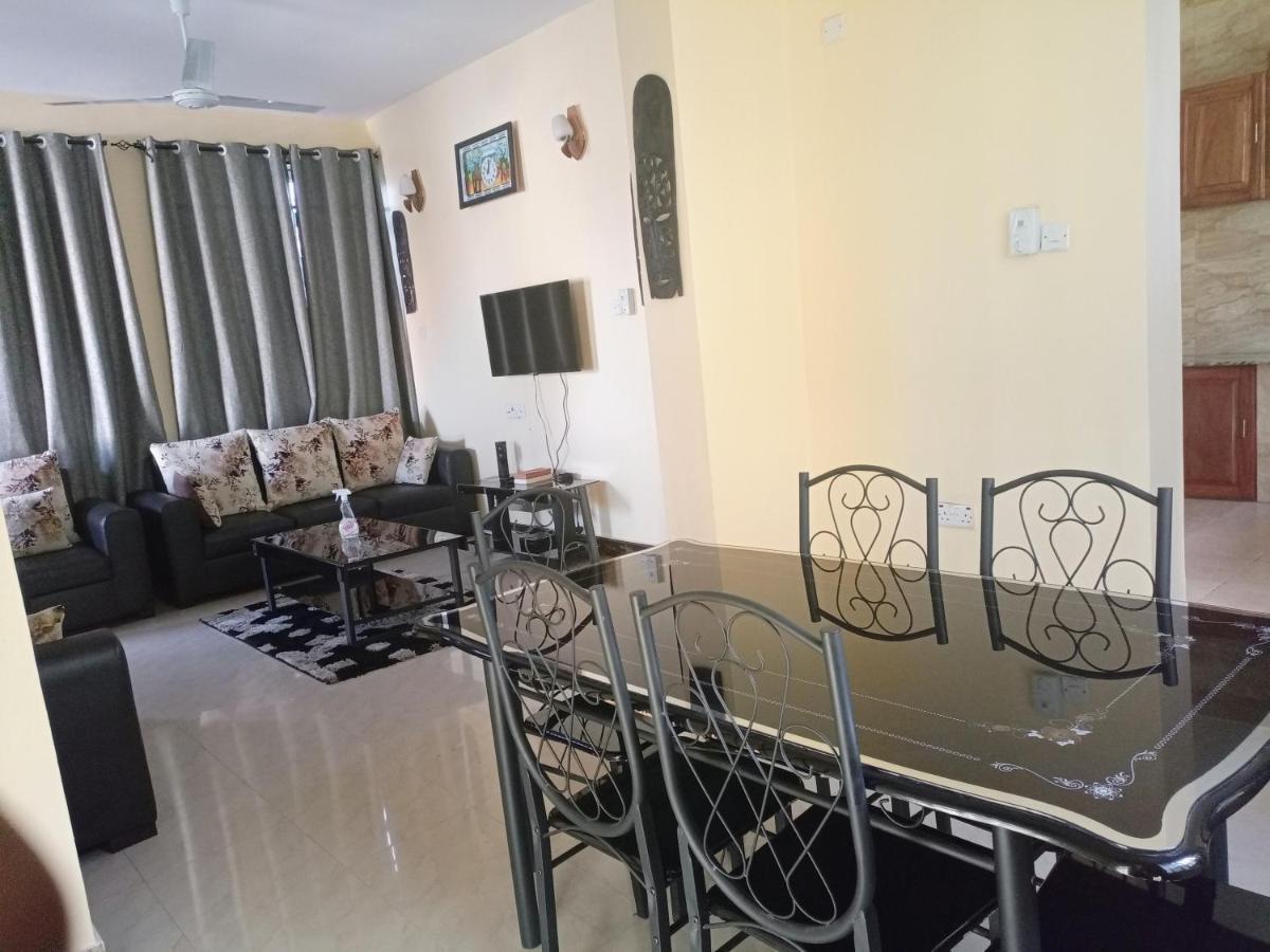 Chibuba Airport Accommodation Дар-эс-Саламе Экстерьер фото
