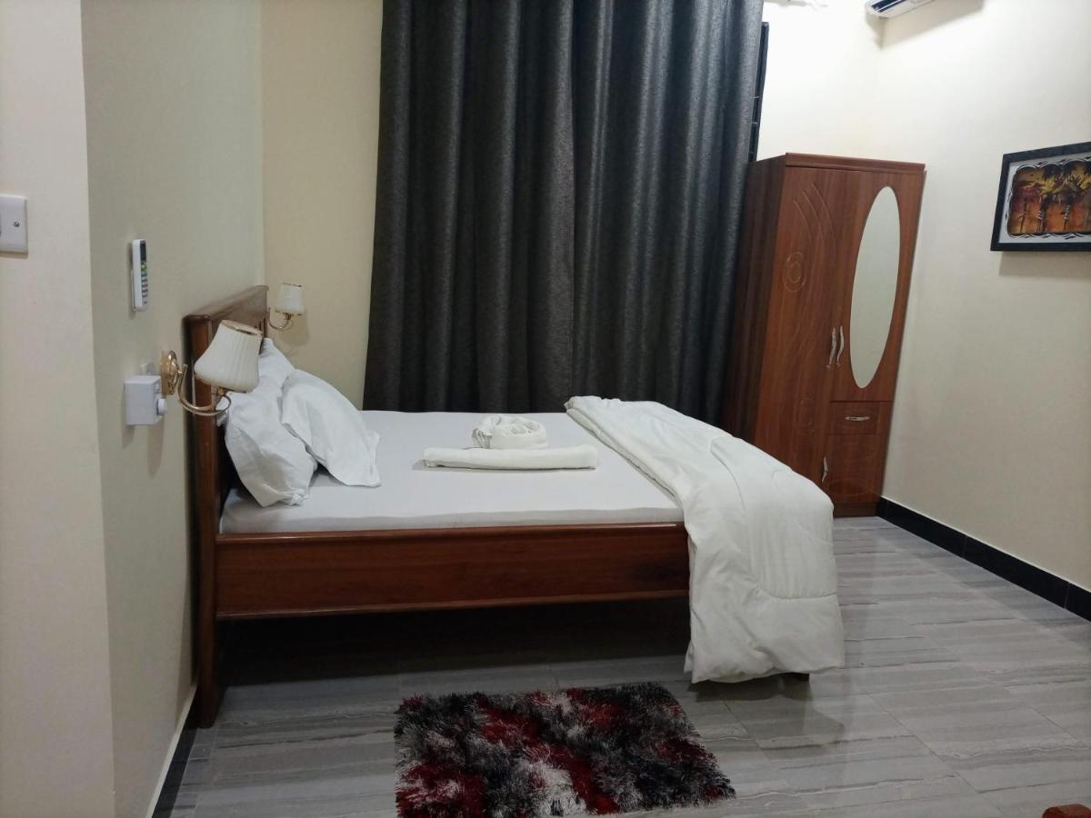 Chibuba Airport Accommodation Дар-эс-Саламе Экстерьер фото