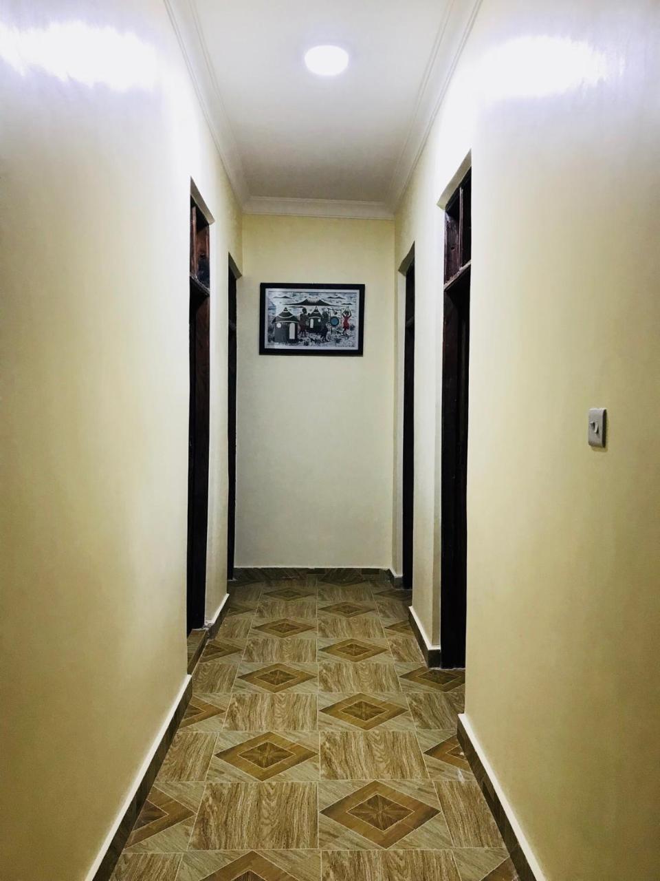 Chibuba Airport Accommodation Дар-эс-Саламе Экстерьер фото