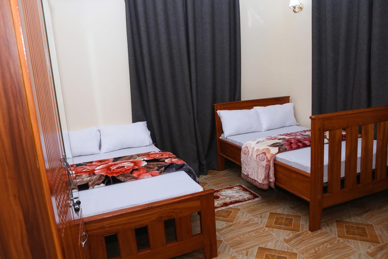 Chibuba Airport Accommodation Дар-эс-Саламе Экстерьер фото