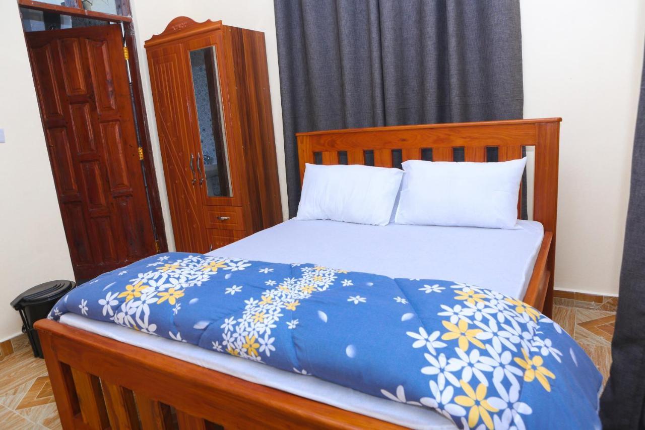 Chibuba Airport Accommodation Дар-эс-Саламе Экстерьер фото